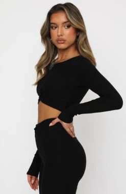 True Bliss Long Sleeve Crop Black 13 True Bliss Long Sleeve Crop Black -RD Style Shop 09.07.21 1579