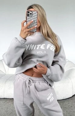 Offstage Sweater Moon 15 Offstage Sweater Moon -RD Style Shop 20 04 2023 10 45 14