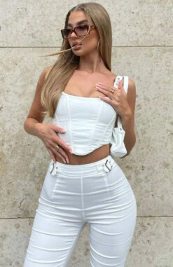 Keep Me Close Bustier White