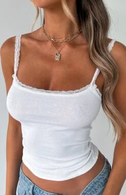 Alexis Necklace Gold -RD Style Shop ALEXIS NECKLACE 19.05.23 06