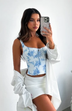 All That You Are Crop Blueberry Blossom -RD Style Shop ALL THAT YOU ARE 02.05.23 04