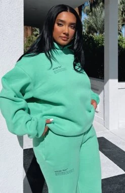 She's A Baddie Hoodie Jolly Green 17 She's A Baddie Hoodie Jolly Green -RD Style Shop IMG 2833 739960e0 31bc 4f9b a9a3 a0cd46855707