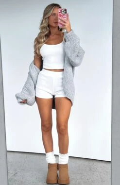 She's Golden Shorts White