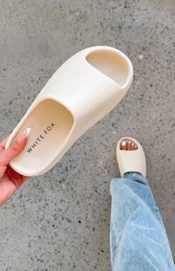 On The Edge Slides Off White -RD Style Shop IMG 5032