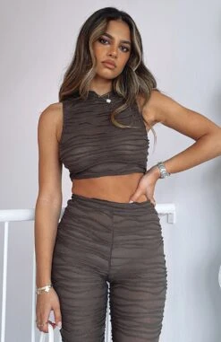 Pushing Through Crop Chocolate 13 Pushing Through Crop Chocolate -RD Style Shop ITS SETTLED PANTS PUSHING THROUGH 13.04.22 02