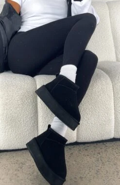 Jet Setter Platform Snug Boots Black -RD Style Shop JET SETTER PLATFORM SNUG BOOTS280323 01 1