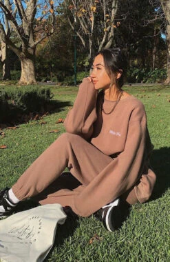 Love Me Right Sweatpants Mocha 13 Love Me Right Sweatpants Mocha -RD Style Shop MiaHinton 079cac9a f3ff 4aac 9997 557cffff7c45