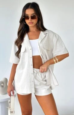 You're My Holiday Shirt Oatmeal -RD Style Shop YOU RE MY HOLIDAY SHIRT TROPICAL MOOD SHORTS 170523 02