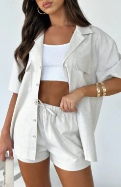 You're My Holiday Shirt Oatmeal -RD Style Shop YOU RE MY HOLIDAY SHIRT TROPICAL MOOD SHORTS 170523 06